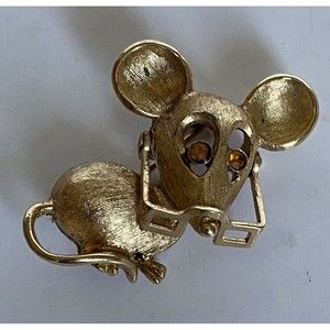 Vintage AVON Mouse w/Glasses & Amber Rhinestone Eyes Gold Tone Brooch Lapel Pin